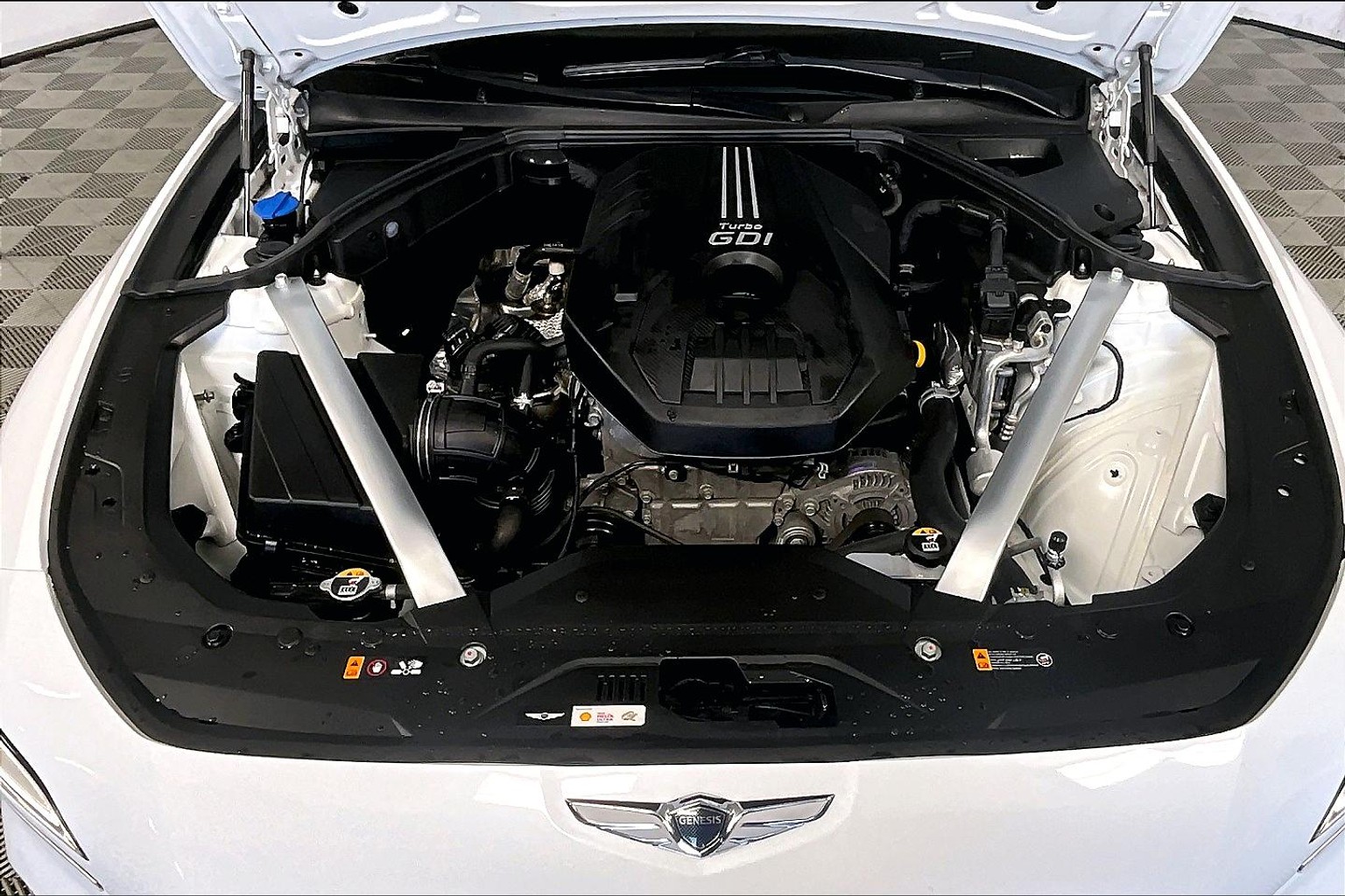 Used Uyuni White 2023 Genesis G70 2.0T for Sale in Olive